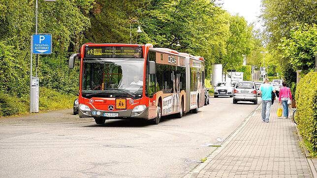 Bus in der Gartenstraße &ndash; hier könnte auch ein Ringbus fahren.