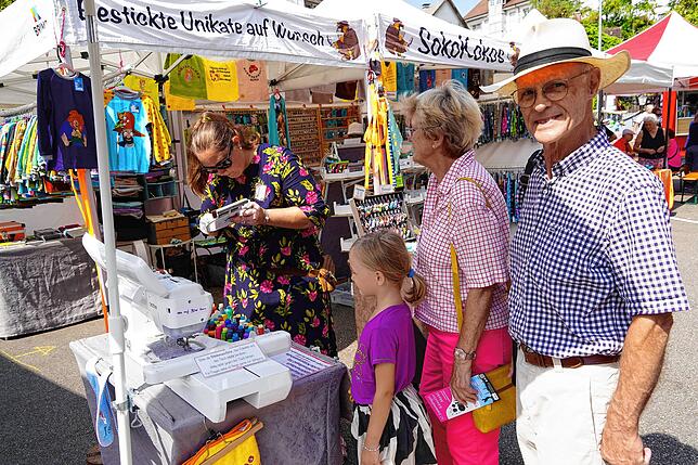 Bild 33: Bunte Vielfalt auf dem Marktplatz