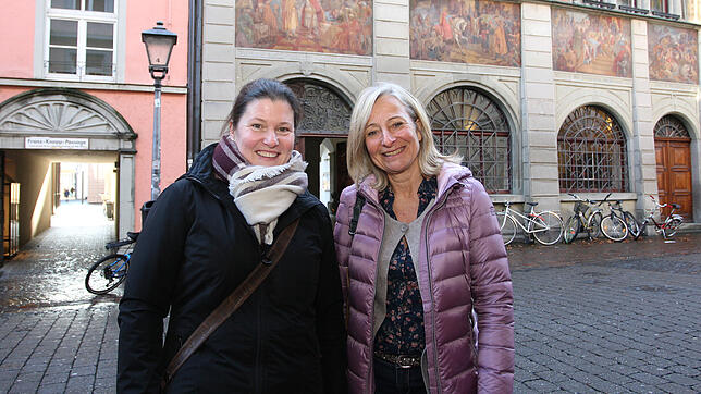 Die Freien Wähler Litzelstetten &ndash; hier Dorothea Maier-Zepf (links) und Brigitte Fuchs (rechts) &ndash; sehen dringenden ...