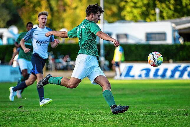 Hoffnung: Der Zeller Peter Krieg hofft in der Rückrunde öfters zu treffen um den FC Zell vor dem Abstieg zu bewahren.