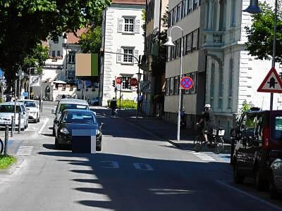 Bild 1: Paradies unter (Park-)Druck: Haben Bürger ein Recht auf ihren Parkplatz?