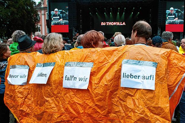 Bild 14: Tausende bejubeln die Fantastischen Vier