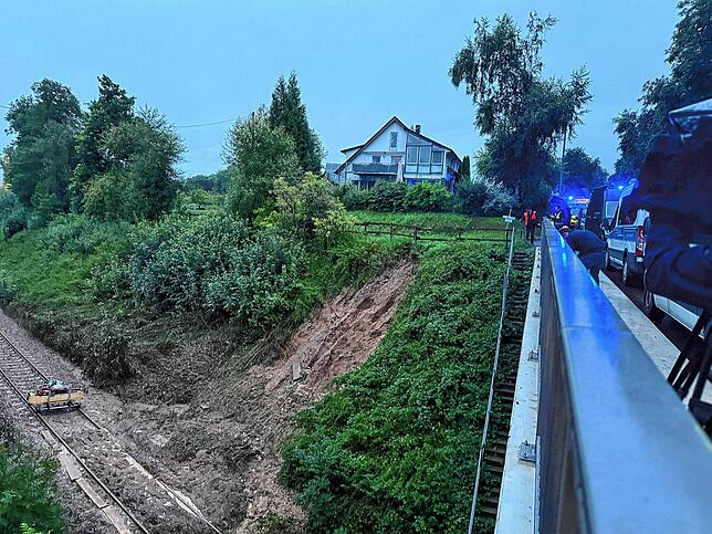 Bild 7: Bilder zeigen das ganze Ausmaß des tödlichen Zugunglücks im Kreis Biberach