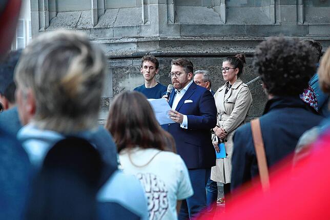 „Es darf nicht gefeiert werden, wenn Menschen getötet werden. Wir alle können das nicht tolerieren“, sagt Andreas Hennemann ...