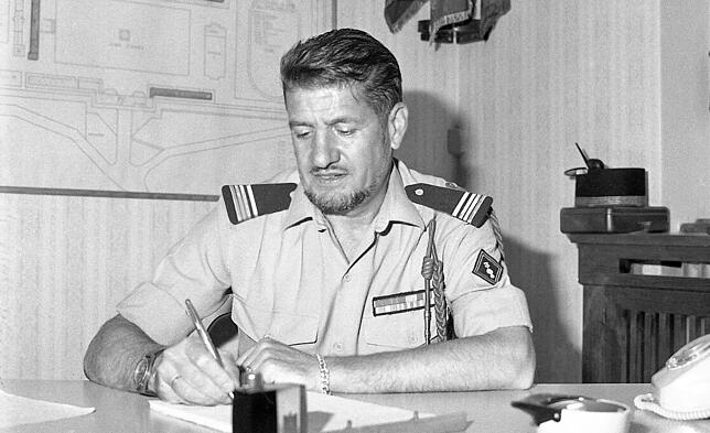 Letzter Standortkommandant war Commandant Guy Doussau. Er verließ am 31. Juli 1977 mit den Soldaten die Stadt.