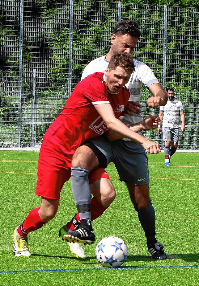 Bild 15: Linzgauer Titelparty! So bejubelt der FC Aramäer Pfullendorf die Meisterschaft