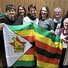Das Weltgebetstag-Team (von links): Sabine Gerteis, Angelika Ebel, Steffi Berner, Cordula Tomm, Maggi Weh-Berger, Ines Zeller, Ursula ...