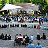 Das Festival der Chöre im Schlosspark in Bad Säckingen, veranstaltet vom Chorverband Hochrhein, bewirkte für die über 400 ...