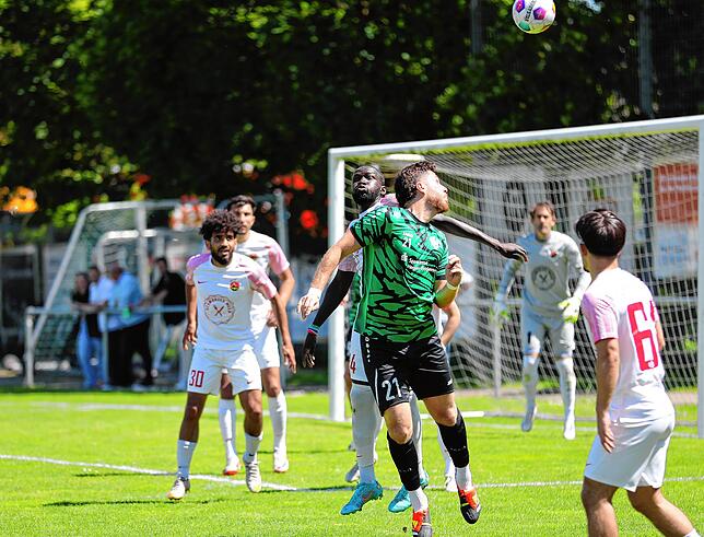 Bild 21: Vor Meisterfeier: Türk. SV Singen und VfR Stockach trennen sich 1:1. Wir haben die besten Bilder.