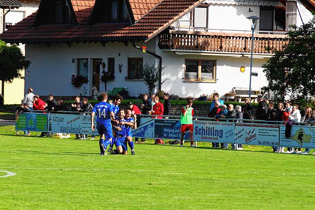 Bild 5: FC Geißlingen gewinnt Derby gegen FC Grießen mit 1:0 &ndash; und wir haben Bilder!