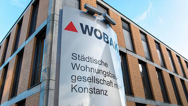 Die städtische Wohnungsbaugesellschaft Wobak wurde 1924 gegründet. Sie ist Eigentümerin von mehr als 4000 Wohnungen.