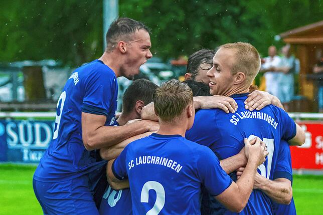 Bild 1: SC Lauchringen feiert den Aufstieg in die Kreisliga A – und wir haben Fotos!