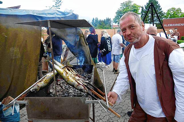Bild 4: Tausende Besucher tauchten beim siebten "Stettener Spectaculum", 25.-27. Juli, ins Mittelalter ein