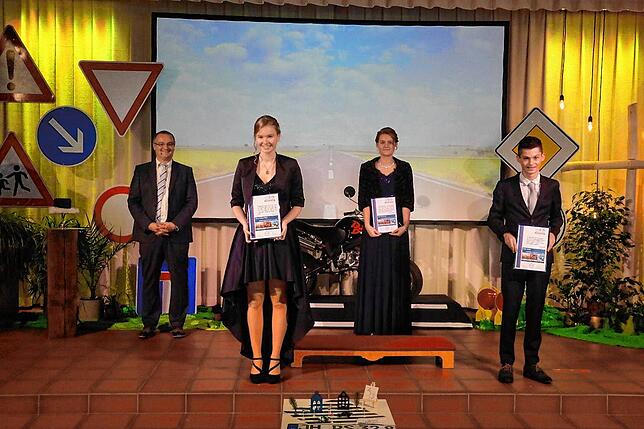 Die Konfirmation der evangelischen Kirchengemeinde Wutachtal wurde in sechs Gottesdiensten gefeiert. Diakon Marc Hönes ist ...