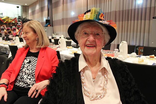 Hut 4: Auch die 104-jährige Anni Hamm besuchte den Frauenkaffee.