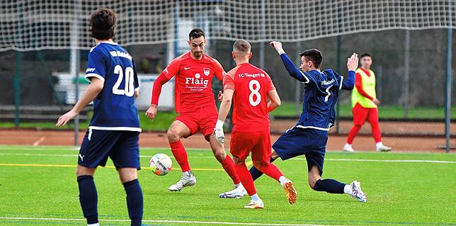 Bild 41: VfB Waldshut gewinnt Derby gegen den FC Tiengen 08 mit 3:1 &ndash; und wir haben Bilder!