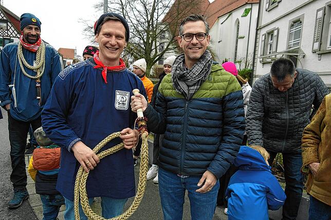 Bild 24: Bilder vom Einschnellen der Narrengesellschaft Hennenschlitter in Immenstaad