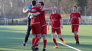 Bild : SG Reichenau/R.-Waldsiedlung besiegt SG DJK Konstanz/KN-Egg mit 4:2. Mit Videos!