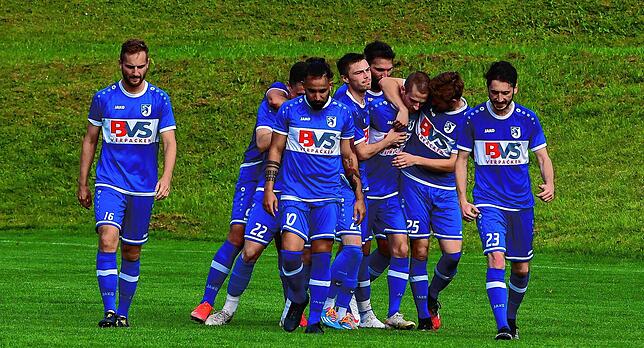Bild 13: FC Erzingen besiegt Verfolger SG Mettingen/Krenkingen knapp mit 2:1 &ndash; und wir haben die Bilder!