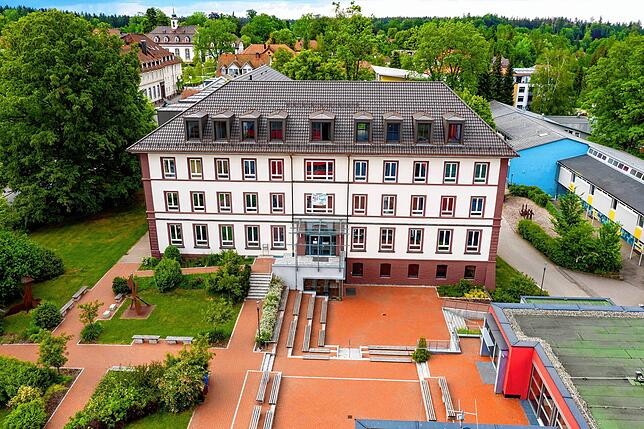 Die Zinzendorfschule in Königsfeld.