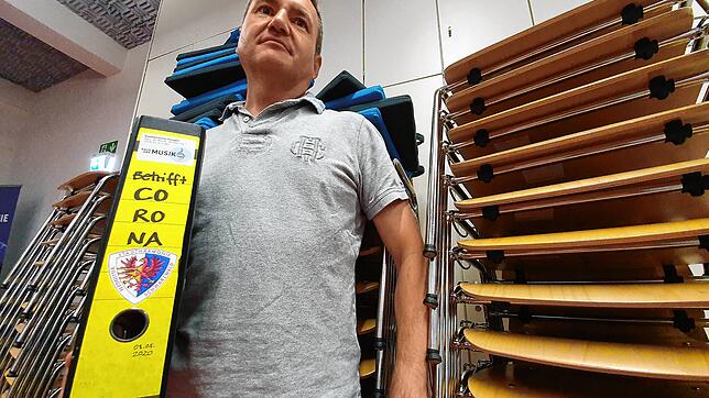 Benno Kilzer ist als Harmonie-Dirigent auch verantwortlich für die Hygieneverordnung im Jugendorchester.