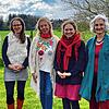 Die Vorständinnen mit der neuen Gründungslehrerin: Kristin Yildiz (von links), Almut Hilsenbek, Sabine Holst (Lehrerin), Lucile Huguet ...