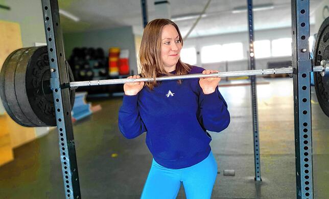 Bild 3: &bdquo;Krafttraining ist lebensverändernd&ldquo;, sagt Cosima Cornelius. Seit zehn Jahren stemmt sie Gewichte.