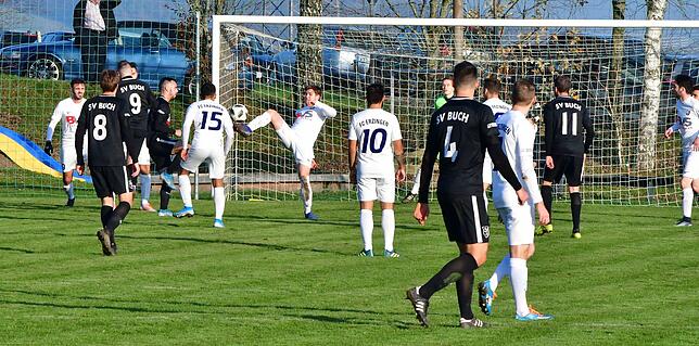 Bild 10: SV Buch besiegt den FC Erzingen mit 2:0 &ndash; und wir haben Bilder!