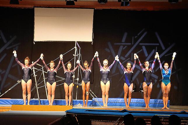 Bild 24: Bilder von der Turngala in Güttingen