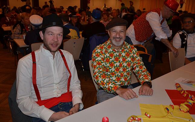 Bild 16: Unvergesslich! So feierte Markdorf den Dreckkübelgschwätz 2025 – Fasnet pur in der Stadthalle!