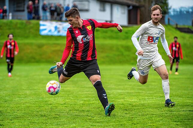 Bild 2: FSV Rheinfelden gewinnt beim FC Erzingen mit 6:1 &ndash; und wir haben Bilder!