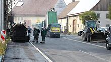 Die Ortsdurchfahrt Göggingen wird vom 6. bis 17. Juni voll gesperrt. Die Fahrbahndeckschicht soll eingebaut werden.