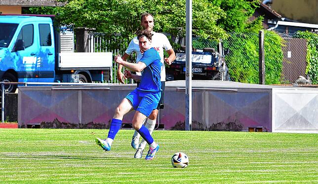 Bild 12: SG FC Wehr/Brennet besiegt den TuS Stetten mit 7:1 – und wir haben Fotos