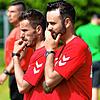 Betreten: Nach der Niederlage beim VfR Hausen wird es für den FSV Rheinfelden mit Trainer Musa Musliu (links vorn) eng im Kampf um den ...