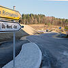 Die neue Beschilderung am Anschluss Burgberg an die B&nbsp;31 konnte im alten Jahr zwar noch angebracht werden, aber für den letzten ...
