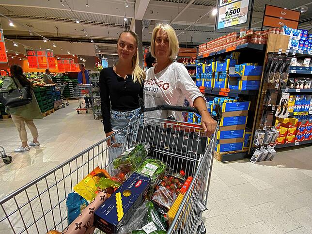 Janine und Bettina Müller.