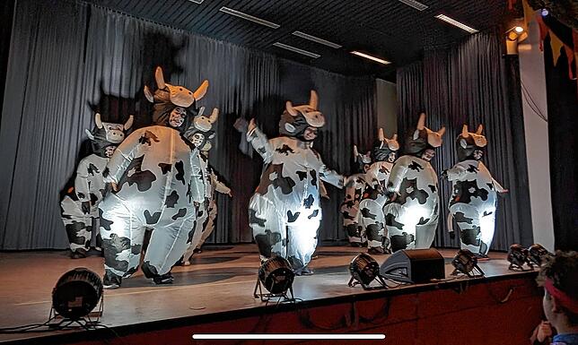 Bild 10: Beste Stimmung beim bunten Abend in Weilheim