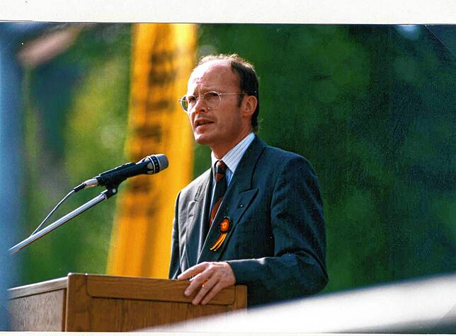 1988 eröffnete der damalige Engener Bürgermeister Manfred Sailer die Baden-Württembergischen Heimattage. Das Festwochenende war der ...