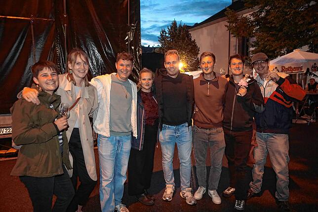 Bild 10: Gesellig, genussvoll, gut gelaunt: So endet das Konstanzer Weinfest 2025