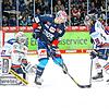 Die Rückkehr des lange verletzten Nationalspielers Alexander Karachun (mite) ist ein wesentlicher Faktor, warum es bei den Wild Wings ...