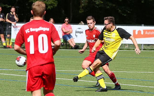 Bild 11: SV Eichsel siegt mit 4:0 beim FC Bergalingen &ndash; und wir haben Bilder!
