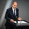 Bundeskanzler Olaf Scholz bei einer Regierungserklärung im Bundestag.
