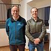 Revierleiter Werner Hornstein und Rainer Wendt, der neue Leiter des Kreisforstamtes (von links), präsentieren ihre Pläne in Aach. Foto: ...