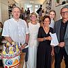 Citymanager Thomas Herr mit Ulrike Kaiser, Marga Grießhaber, Fabienne Vosseler (alle drei von TeeMa) und Oberbürgermeister Jürgen Roth ...
