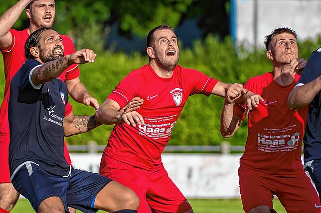 Bild 40: VfB Waldshut verliert gegen den SV RW Ballrechten-Dottingen mit 1:3 &ndash; wir haben Bilder!