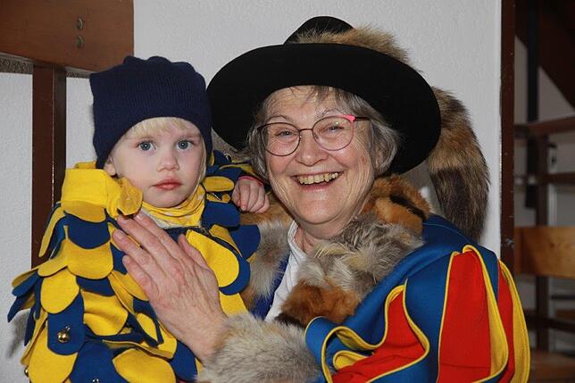 Bild 12: Premiere: Erster Kinderzunftmeisterempfang und Umzug der Narren am Bodensee
