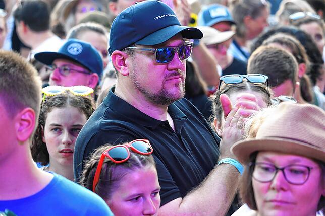Bild 6: Fäaschtbänkler begeistern 5000 Fans beim letzten Schloss Salem Open Air – Die besten Bilder!