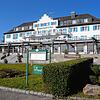 Bereits geschlossen haben das Strandhotel Löchnerhaus (Bild) und der Campingplatz Sandseele auf der Insel Reichenau &ndash; bis auf ...