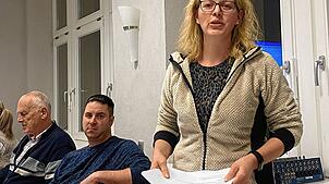 Foto: Wolfgang GretherSabine Weniger informierte im Ortschaftsrat Gersbach über die Situation des Dorfladens.