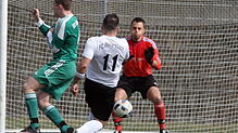 Mann des Tages: Tolga Sözer (Nummer 11) erzielte beim 3:1-Sieg des FC Weilersbach gegen den SV Nußbach zwei Tore und hatte somit ...